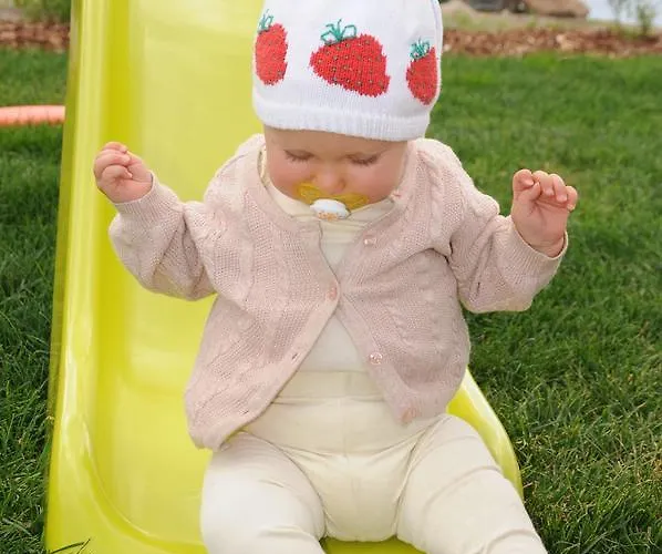 Resort Raemaekkae Holidays *